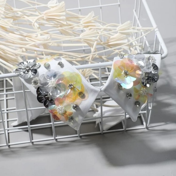 🌻
 Embellished Dickey Collar 💎 - Picture 5 of 5